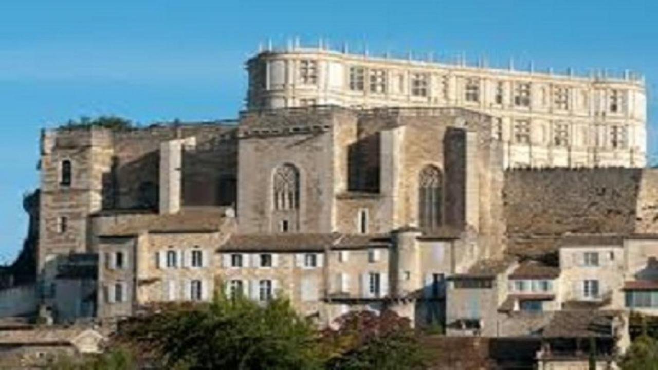 Gite La Joliette Et Le Chesnaie Grillon Kültér fotó