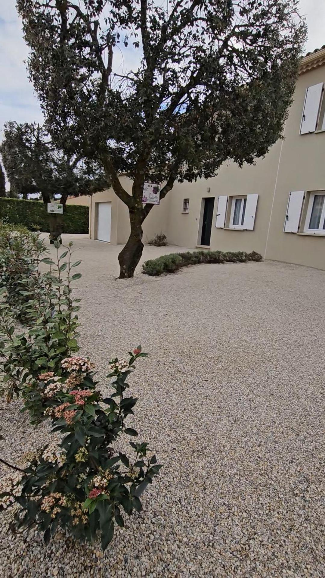 Gite La Joliette Et Le Chesnaie Grillon Kültér fotó